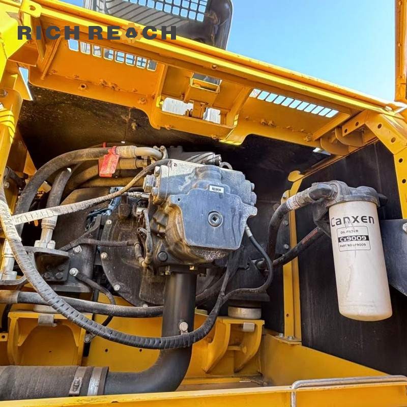 Bucket attachment of a 2018 Komatsu PC350 excavator, 35-ton used excavator for sale at $41,667